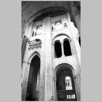 Winchester Cathedral, drawing by Heinz Theuerkauf,5.jpg